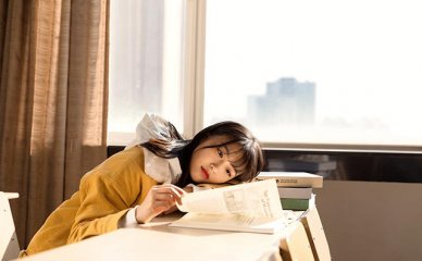 同时关于1