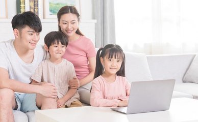 丰富教学资源和贴心服务脱颖而出